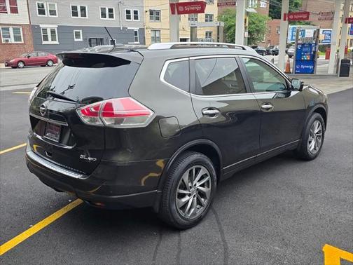 2015 Nissan Rogue SL