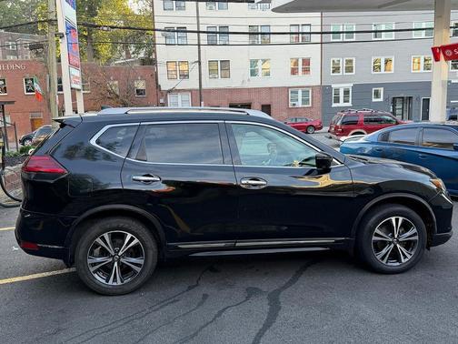 2017 Nissan Rogue SL