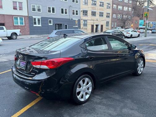 2011 Hyundai ELANTRA Limited
