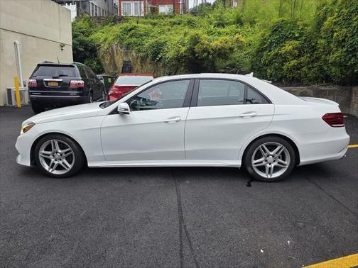 2014 Mercedes-Benz E-Class 4MATIC
