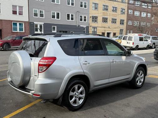 2011 Toyota RAV4 Limited