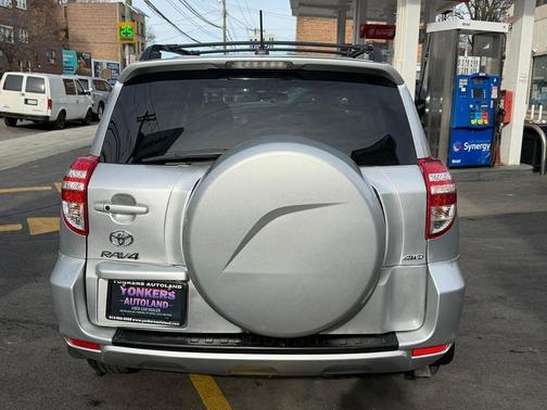 2011 Toyota RAV4 Limited