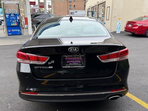 2017 Kia Optima LX