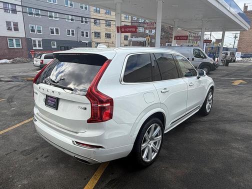 2019 Volvo XC90 T6 Inscription