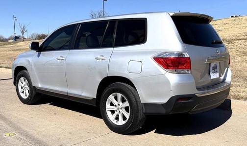 2013 Toyota Highlander Base