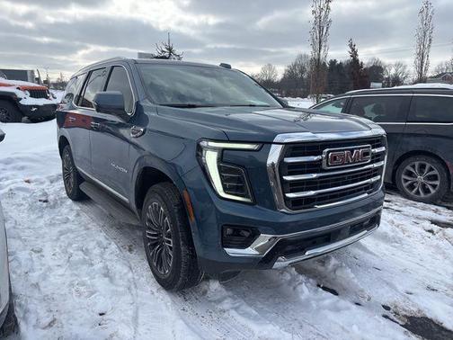 2025 GMC Yukon Elevation