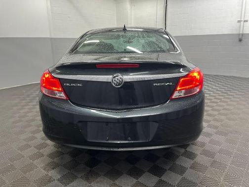 2012 Buick Regal Premium 1