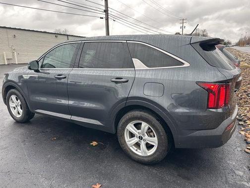 2022 Kia Sorento LX