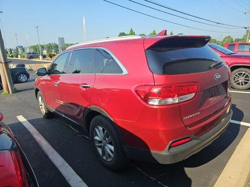 2016 Kia Sorento LX