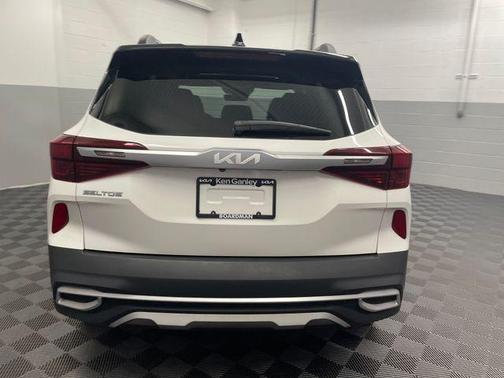 2022 Kia Seltos Nightfall