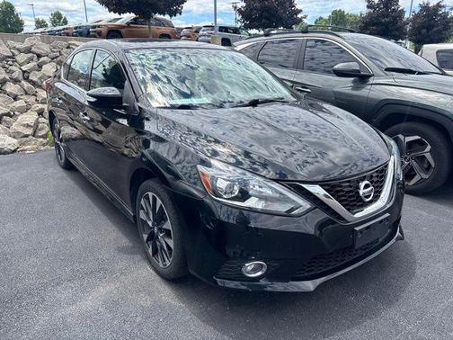 Black 2018 Nissan Sentra SR