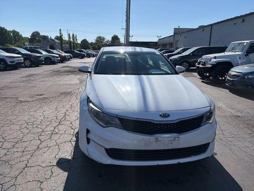 Snow White Pearl 2016 Kia Optima LX