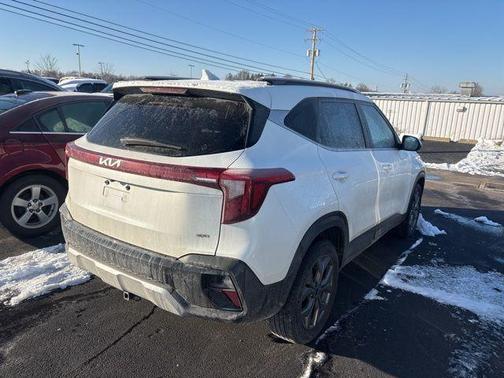 2024 Kia Seltos S
