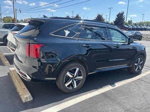 2023 Kia Sorento S