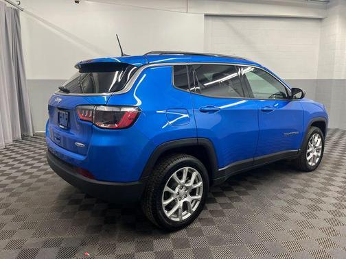 2023 Jeep Compass Latitude Lux