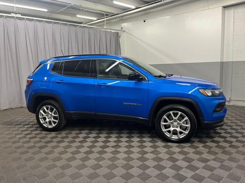 2023 Jeep Compass Latitude Lux