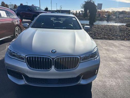 2016 BMW 750 i xDrive