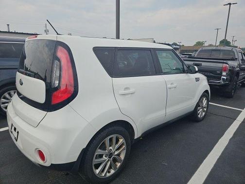 2017 Kia Soul +