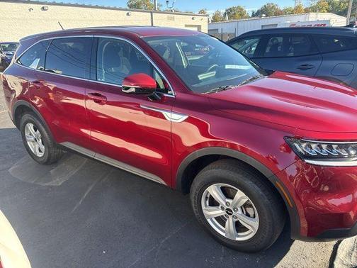 2023 Kia Sorento LX