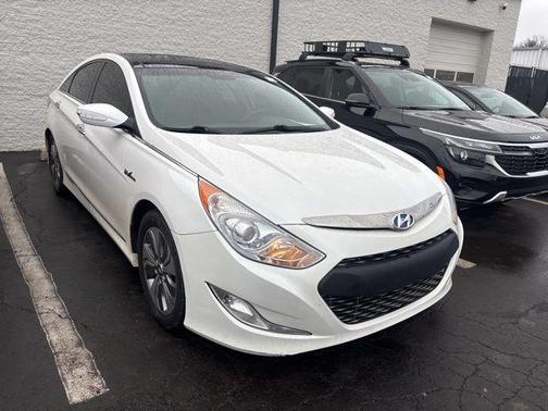 2015 Hyundai SONATA Hybrid Limited