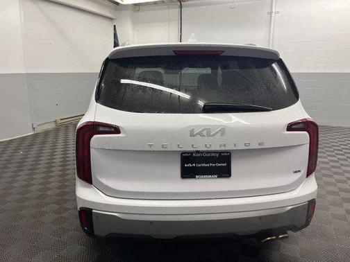 Glacial White Pearl 2023 Kia Telluride S