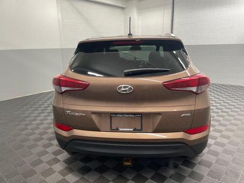 2017 Hyundai TUCSON SE