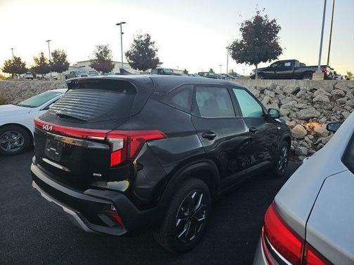 2024 Kia Seltos LX