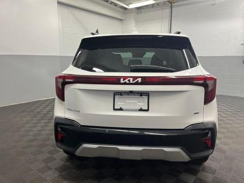 2024 Kia Seltos SX