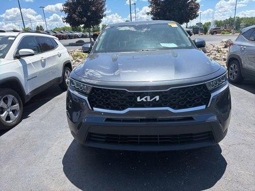 Gravity Gray 2023 Kia Sorento LX