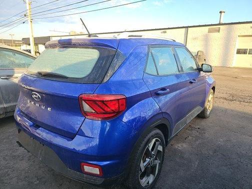 2023 Hyundai VENUE Limited