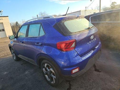 2023 Hyundai VENUE Limited