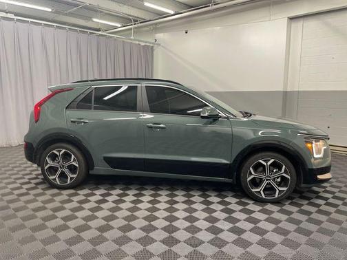 2023 Kia Niro EX Touring