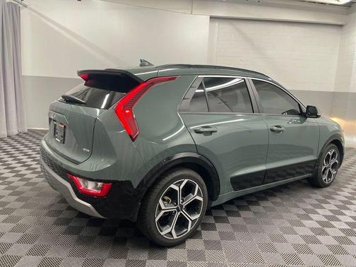 2023 Kia Niro EX Touring