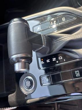 2023 Kia Niro EX Touring