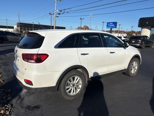 2020 Kia Sorento LX