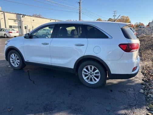 2020 Kia Sorento LX