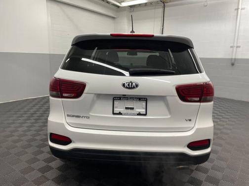 2020 Kia Sorento LX