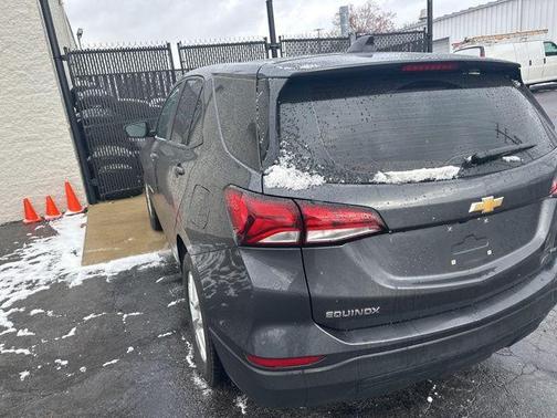 2022 Chevrolet Equinox LS