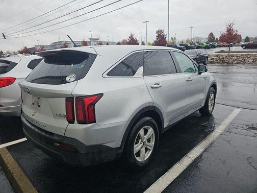 2021 Kia Sorento LX