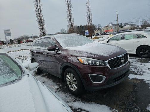 2016 Kia Sorento LX
