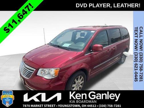 2016 Chrysler Town & Country Touring