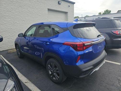 2023 Kia Seltos LX