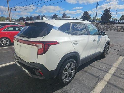 2024 Kia Seltos S