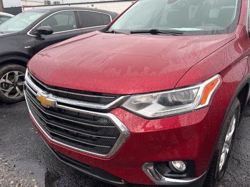 2021 Chevrolet Traverse LT Cloth