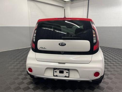2017 Kia Soul +