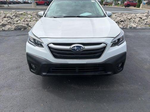 Crystal White Pearl 2022 Subaru Outback Premium