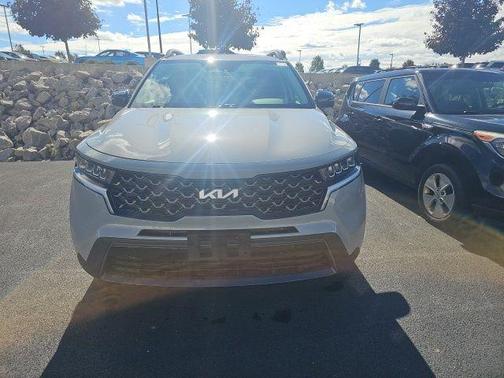 2022 Kia Sorento S