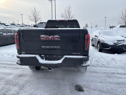 2025 GMC Sierra 2500 AT4