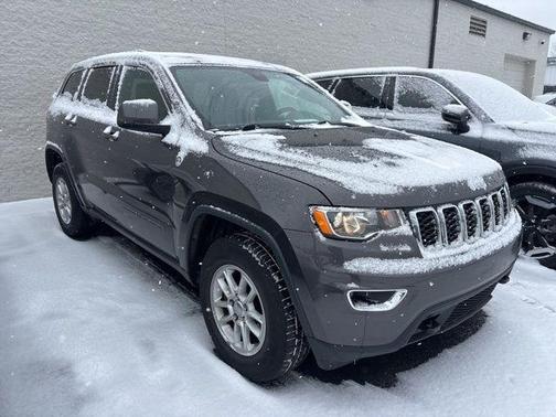 2019 Jeep Grand Cherokee Laredo E