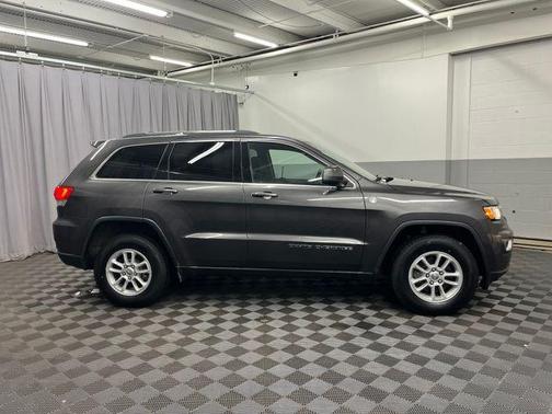 2019 Jeep Grand Cherokee Laredo E